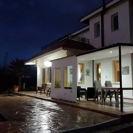 Villa Lotte Βίλα